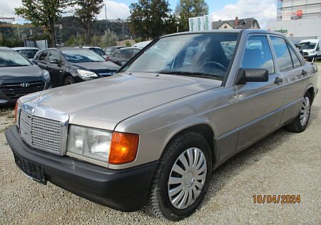 Mercedes-Benz E 200 E 190 AHK ALLW. SERVICEHEFT TÜV 3/2025