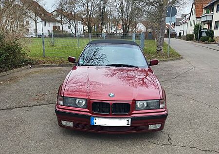 BMW 320 325i Cabrio 325i