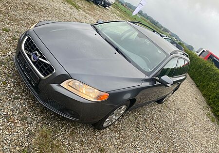 Volvo V70 2,0 D *TÜV NEU*SERVICEHEFT KOMPLETT*1a-FZG.*