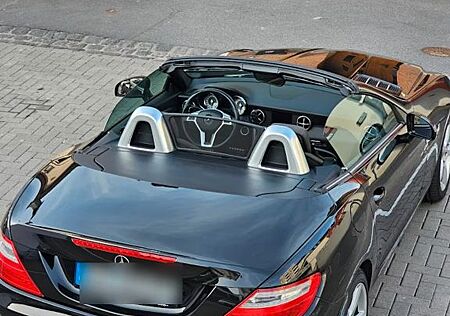 Mercedes-Benz SLK 250 Benzin Scheckheft Autom. -