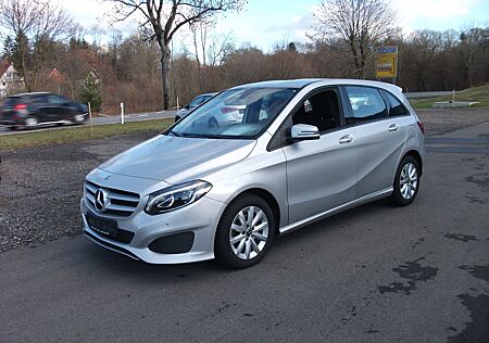 Mercedes-Benz B 200 d Automatik SHZ PTS NAVI Tempomat