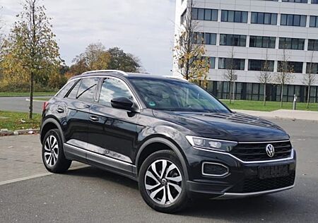 VW T-Roc Volkswagen 1.5 TSI ACTIVE ACTIVE