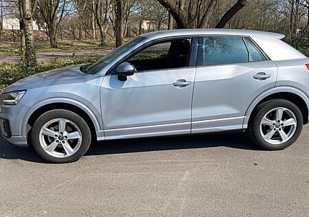 Audi Q2 35 TFSI SPORT/S-TRONIC/NAVI/LED/TEMPOMAT