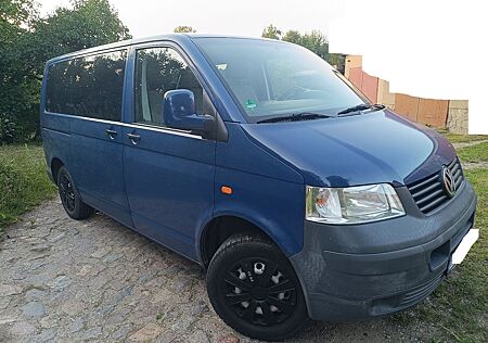 VW T5 Transporter Volkswagen 9 Sitze, AHK, Klima, Standheizung