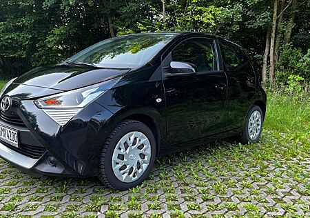 Toyota Aygo (X) Aygo 1,0-l-VVT-i x-play