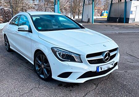 Mercedes-Benz CLA 180 BlueEFFICIENCY Edition Edition