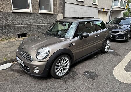 Mini ONE Panoramadach Bi-Xenon Klimaautomatik Leder
