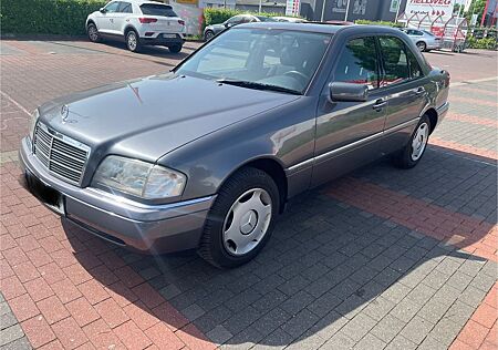 Mercedes-Benz C 180 ELEGANCE Elegance