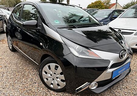Toyota Aygo (X) -clusiv*Klima*Kamera*MFL*TÜV NEU