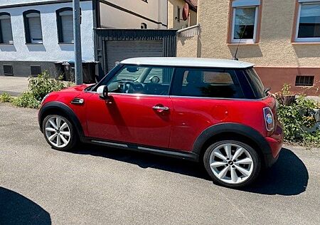 Mini Cooper - Chilli Red, KLIMA, TEMPOMAT