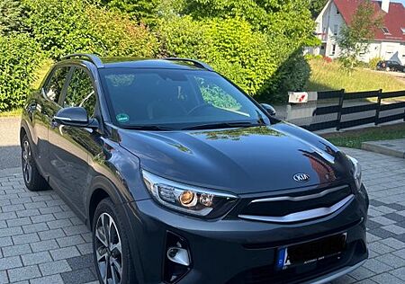 Kia Stonic 1.6 CRDi Spirit, 8-fach bereift