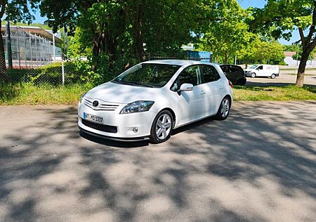 Toyota Auris 1,6-l-Valvematic Club