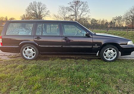 Volvo V90 3.0 - 2 Hand - orig. 144 tkm - Hu neu