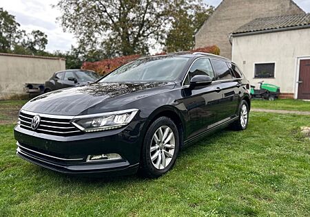 VW Passat gebraucht kaufen VW Passat Volkswagen 2.0 TDI 140kW DSG Comfortl. Varia...