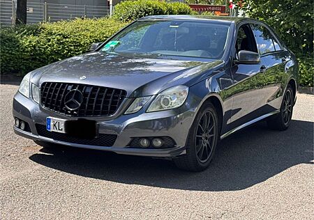 Mercedes-Benz E 220 CDI BlueEFFICIENCY AVANTGARDE AVANTGARDE