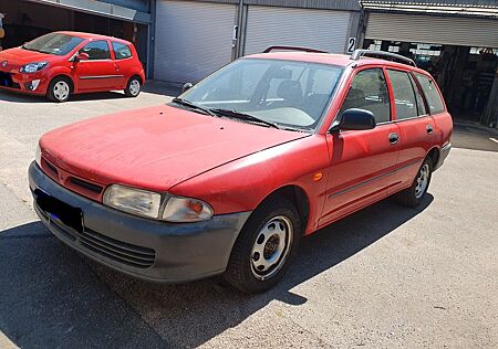 Mitsubishi Lancer 1.6 GLi Kombi 1600