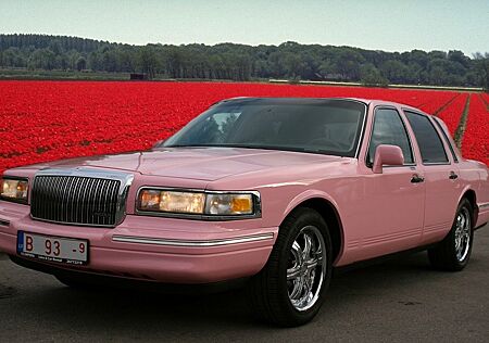 Lincoln Town Car