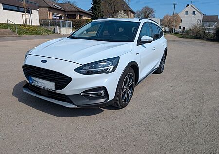 Ford Focus 1,0 EcoBoost 92kW Active Turnier Auto ...