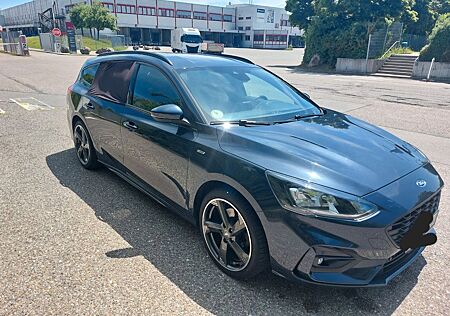 Ford Focus 1,0 EcoBoost Hybrid 114kW ST-Line Tur....