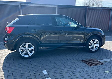 Audi Q2 1.4 TFSI COD , *TÜV/ Inspektion neu*