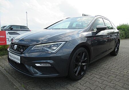 Seat Leon ST FR Black Matt Edition/1.Hand/ACC/TÜV NEU