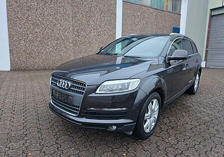 Audi Q7 4.2 FSI quattro tiptronic