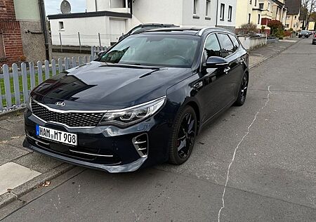 Kia Optima GT 2.0 T-GDI Sportswagon *Bastuck*