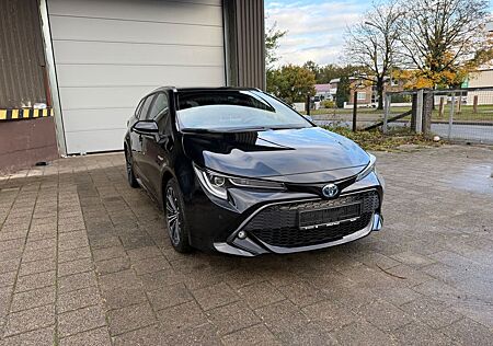Toyota Corolla 1,8 Hybrid Team Deutschl Touring Sports