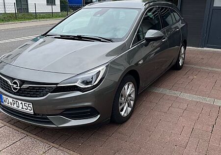 Opel Astra ST 1.2 Direct Inj Turbo 107kW Elegance...