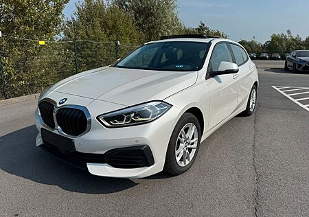 BMW 118iA PANO-LED-PDC