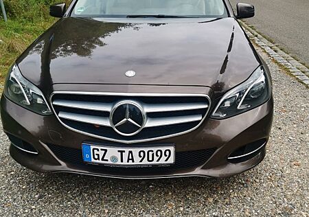 Mercedes-Benz E 250 CDI 4MATIC T Autom. -