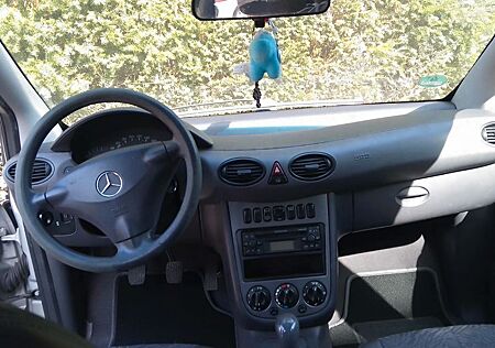 Mercedes-Benz A 140 AVANTGARDE PICCADILLY Lang Avantgarde