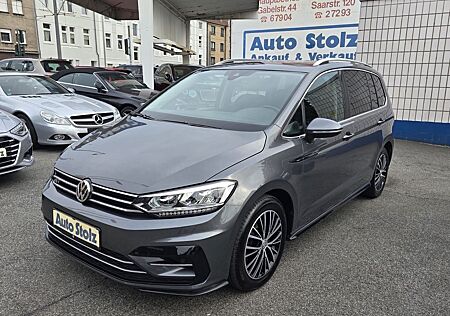 VW Touran Volkswagen Highline R-LINE SPORT,DSG,LEDER,NAVI,ACC
