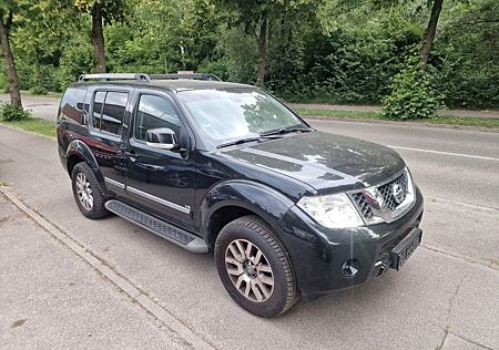 Nissan Pathfinder 3.0 dCi LE*TURBO-PROBLEME-FAHRBEREIT
