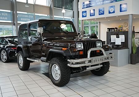 Jeep Wrangler 5.9L V8 *Guter Zustand *Note 2*H-Kennz.