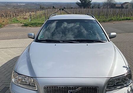 Volvo V70 2.4D - 200.000km, Scheckheftgepflegt