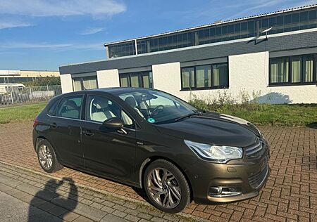 Citroën C4 Lim. Exclusive Navi PDC Euro 6 Klima 54 Tkm