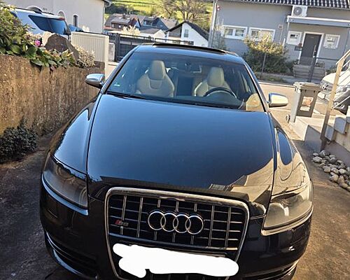 Audi S6 5.2 tiptronic quattro -