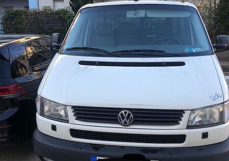 VW T4 Caravelle Volkswagen 2,5-l-Diesel TDI 75kW lang Standard