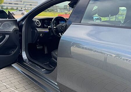 Mercedes-Benz CLS 400 d 4MATIC Service und Tür neu 11.2025