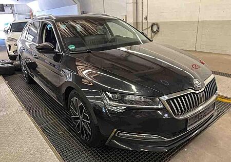Skoda Superb 2.0TDI L&K Navi Kamera ACC Leder PDC