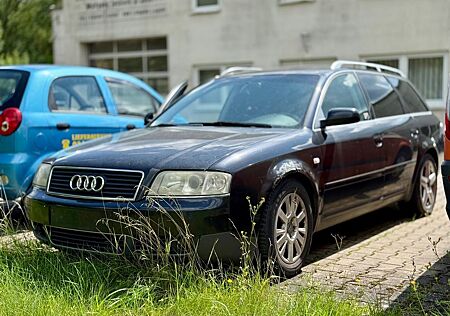 Audi A6 Avant 2.5 TDI quattro