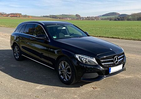 Mercedes-Benz C 220 d AVANTGARDE Autom.