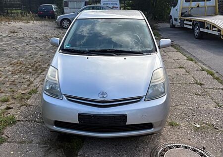Toyota Prius 1.5-l-VVT-i -