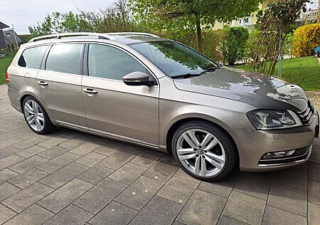 VW Passat Variant Volkswagen 2.0 TSI DSG Highline Variant ...