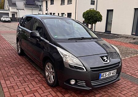 Peugeot 5008 2.0 Premium HDi 150 Premium (Motor 67000)