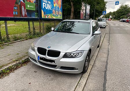 BMW 320d touring, Automatik, PDC, Panorama