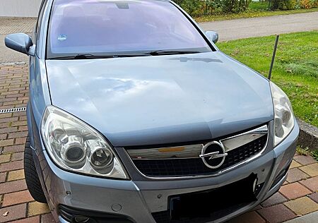 Opel Vectra 2.2 DIRECT Automatik -