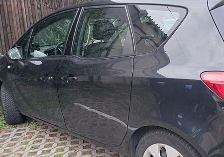Opel Meriva 1.4 Color Edition 88kW Color Edition