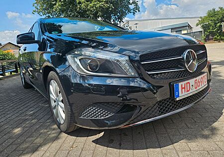 Mercedes-Benz A 180 /NAVI/KLIMA/XENON/EURO/6/NEU TUV AU/
